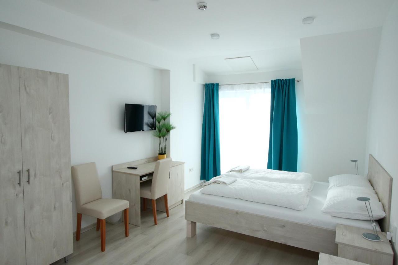 Hotel Aqua Komárom Εξωτερικό φωτογραφία
