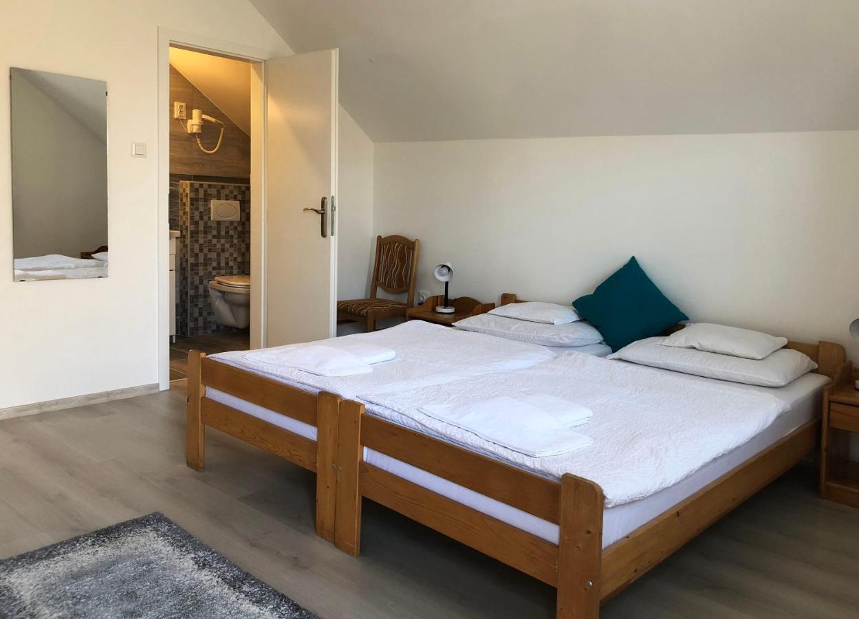 Hotel Aqua Komárom Εξωτερικό φωτογραφία